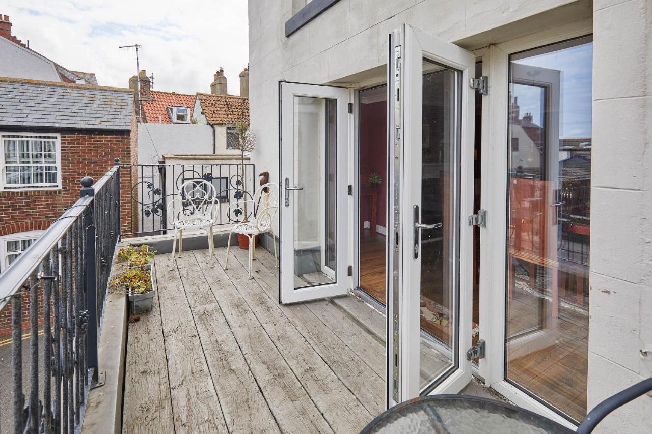 Host & Stay - One Mulgrave Place Whitby Eksteriør bilde