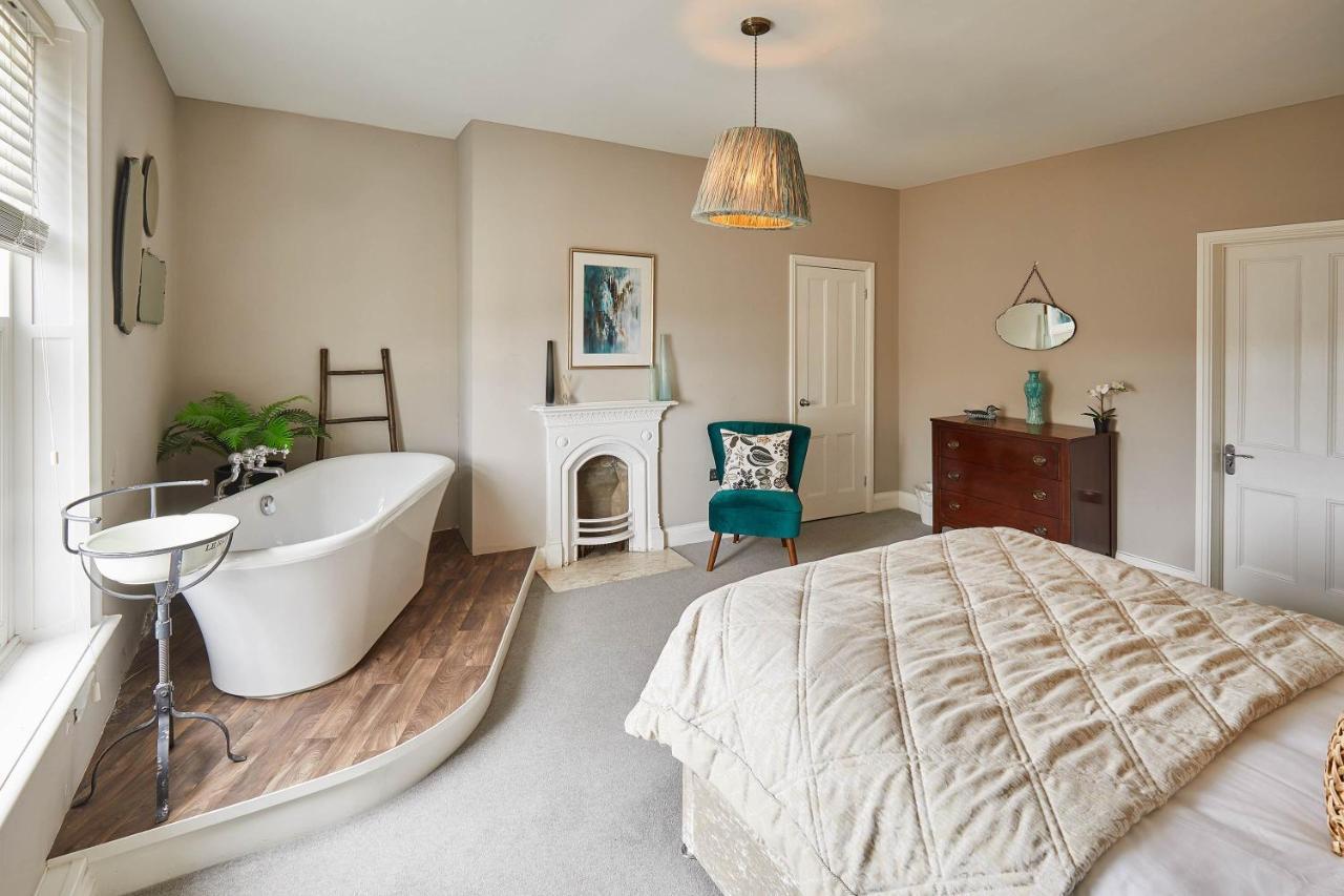 Host & Stay - One Mulgrave Place Whitby Eksteriør bilde