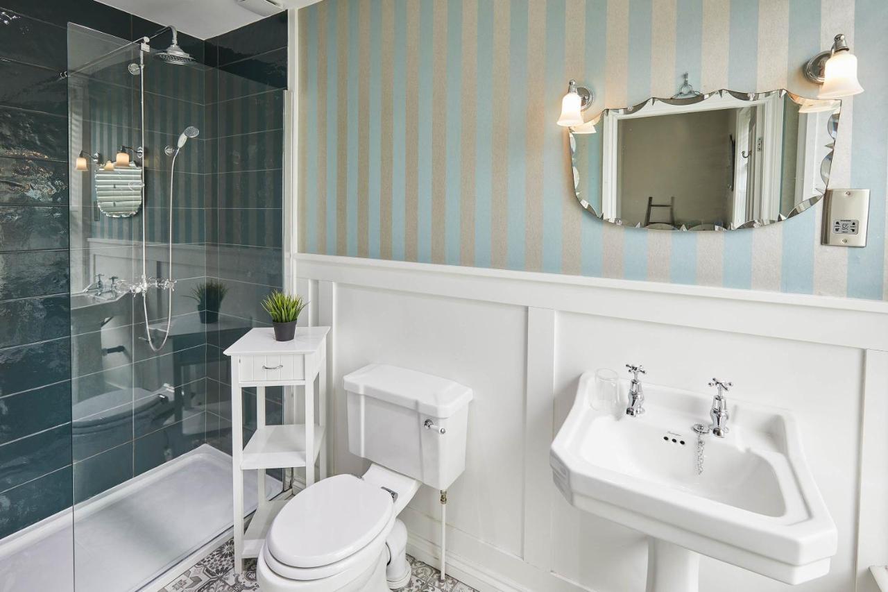 Host & Stay - One Mulgrave Place Whitby Eksteriør bilde
